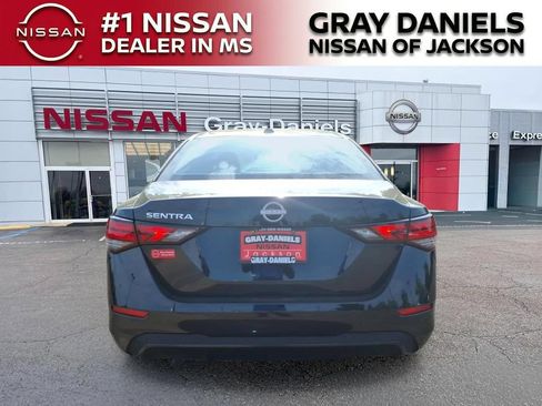 Used 2025 Nissan Sentra SV w/ All-Weather Package FWD image 6