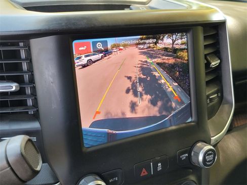 Used 2024 RAM 2500 Big Horn image 21