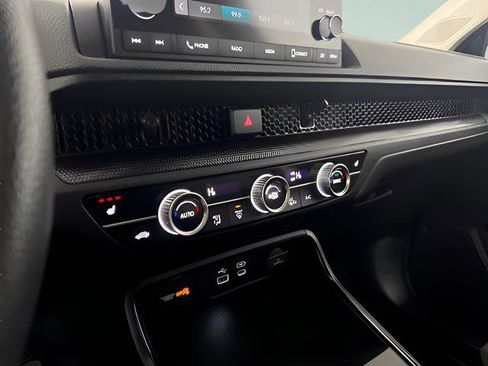 Used 2023 Honda CR-V EX image 19