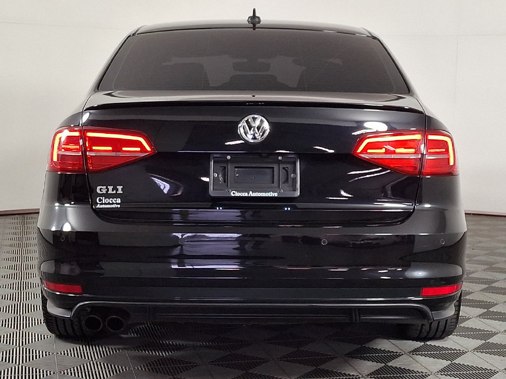 Used 2017 Volkswagen Jetta GLI FWD image 8
