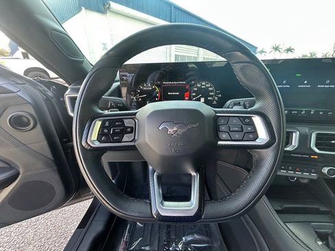Used 2024 Ford Mustang GT Premium image 15