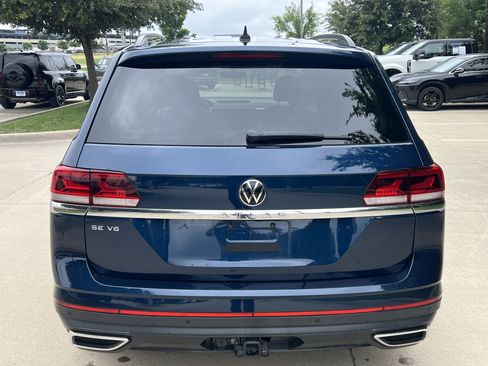 Certified 2023 Volkswagen Atlas SE w/ Panoramic Sunroof Package FWD image 9