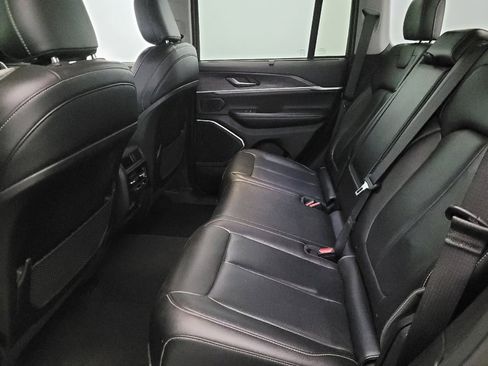 Used 2022 Jeep Grand Cherokee Limited 4xe w/ Luxury Tech Group II image 18