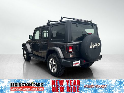 Used 2020 Jeep Wrangler Unlimited Sahara image 8