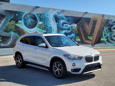 Used 2017 BMW X1 sDrive28i FWD image 4