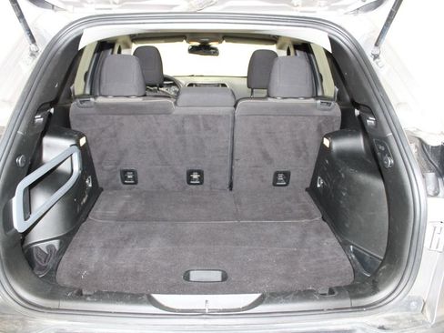 Used 2018 Jeep Cherokee Latitude image 13