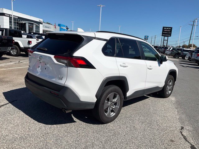 Used 2025 Toyota RAV4 XLE AWD/4WD image 23