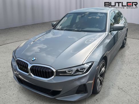 Certified 2024 BMW 330i Sedan w/ Convenience Package RWD image 5