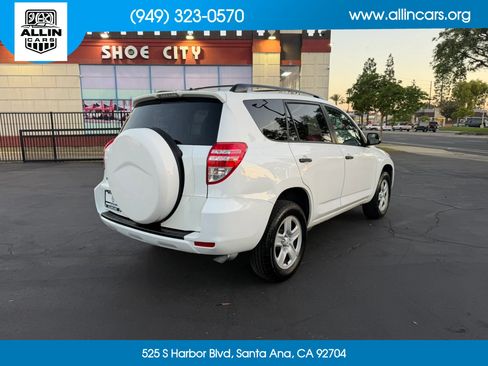 Used 2012 Toyota RAV4 FWD w/ Value Pkg image 5