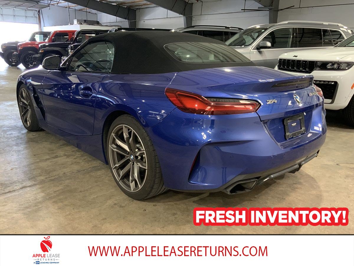 Used 2023 BMW Z4 M40i w/ Premium Package RWD image 3