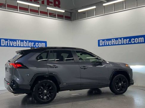 Used 2025 Toyota RAV4 XSE AWD/4WD image 8