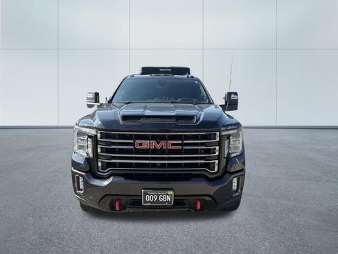 Used 2020 GMC Sierra 2500 AT4 w/ Technology Package AWD/4WD image 2