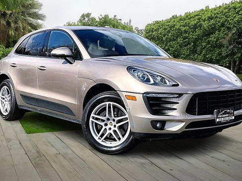 Used 2017 Porsche Macan image 11