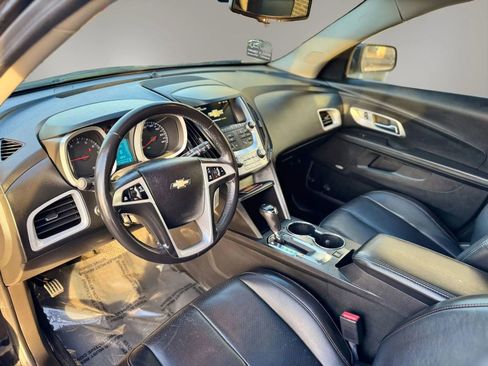 Used 2017 Chevrolet Equinox LT w/ Midnight Edition image 9