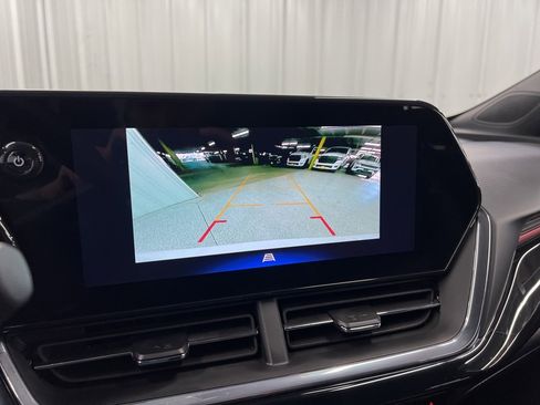 Used 2024 Chevrolet Trax RS w/ Driver Confidence Package image 19