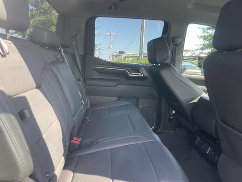 Used 2024 GMC Sierra 1500 SLT RWD image 15