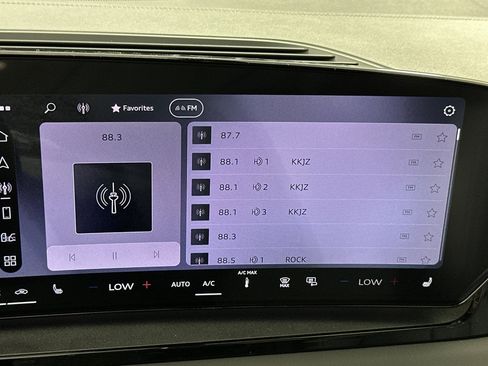 New 2027 Audi Q6 e-tron Premium AWD/4WD image 17