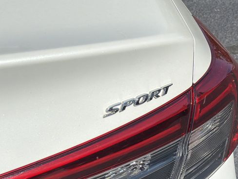 Used 2023 Honda Civic Sport image 23
