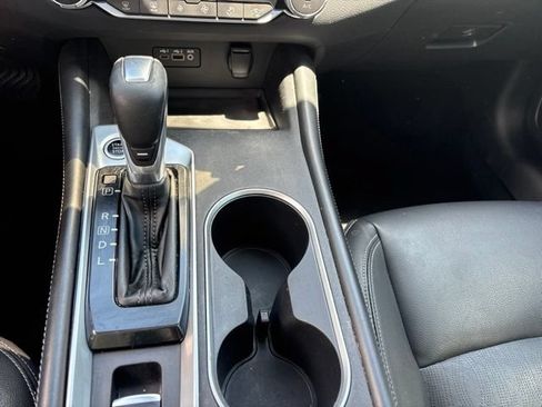 Used 2019 Nissan Altima 2.5 Platinum AWD/4WD image 15