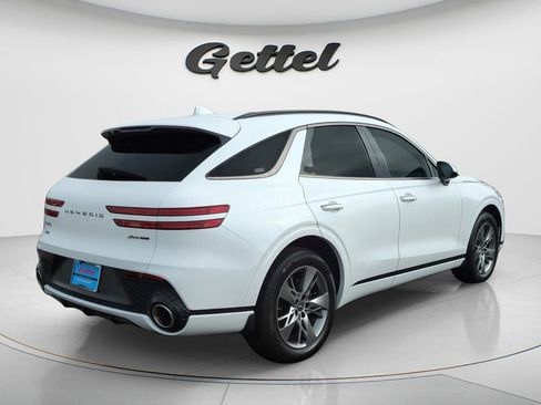 Used 2025 Genesis GV70 3.5T Sport image 4