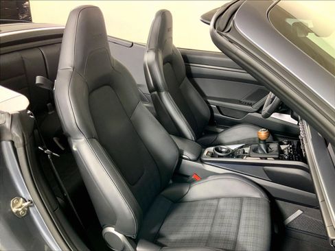 Used 2026 Porsche 911 Carrera T RWD image 18