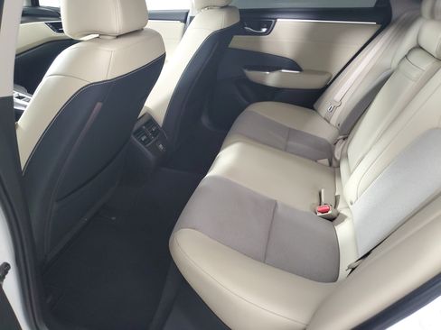 Used 2019 Honda Clarity Base image 13