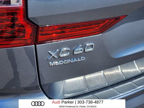 Used 2018 Volvo XC60 T6 Momentum w/ Vision Package AWD/4WD image 11
