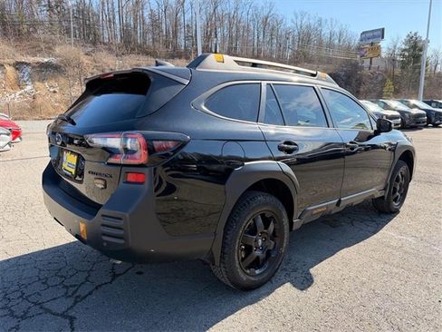 Used 2023 Subaru Outback Wilderness image 9