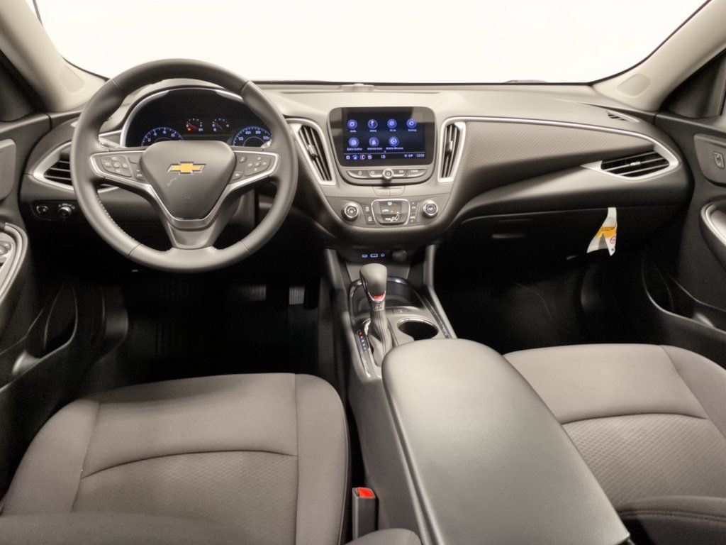 Used 2022 Chevrolet Malibu RS FWD image 17