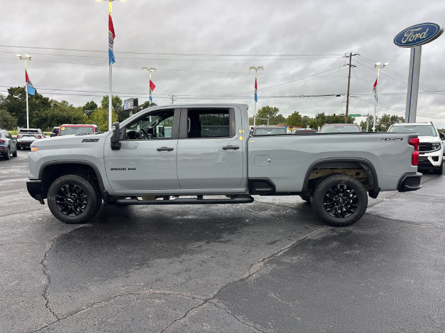 Used 2025 Chevrolet Silverado 2500 Custom w/ Custom Value Package AWD/4WD image 4