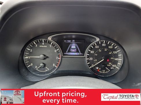 Used 2016 Nissan Pathfinder SL image 15