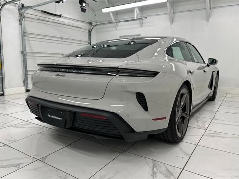 Certified 2025 Porsche Taycan Turbo image 10