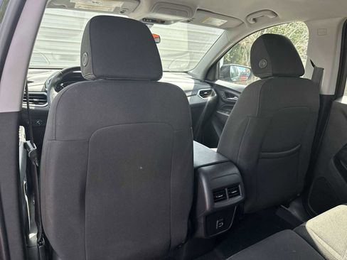 Certified 2024 Chevrolet Equinox LT FWD image 16