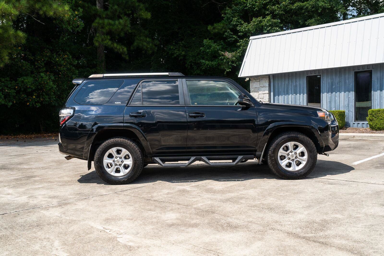 Used 2021 Toyota 4Runner SR5 RWD image 12