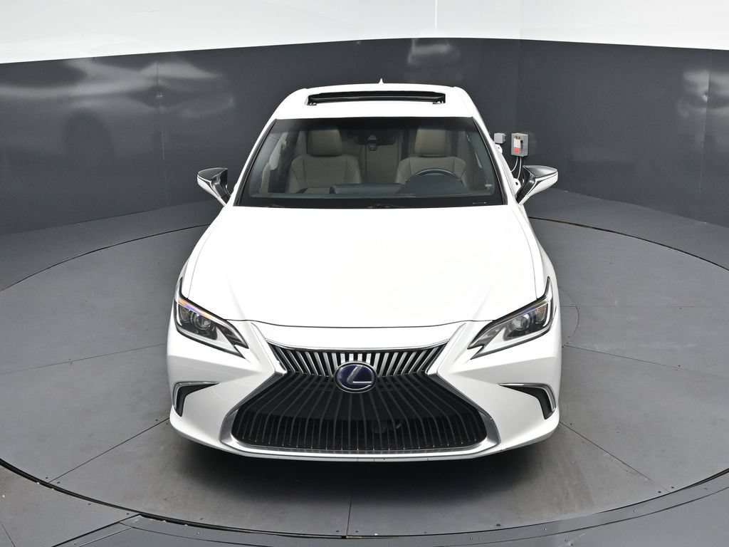 Certified 2021 Lexus ES 300h w/ Accessory Package FWD image 37