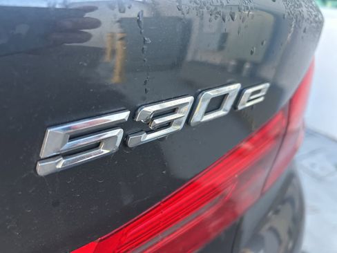 Used 2019 BMW 530e image 16