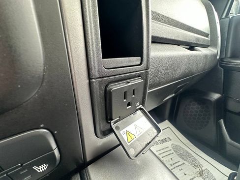 Used 2023 RAM 1500 Classic Warlock AWD/4WD image 28
