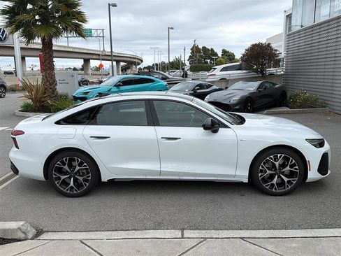 Used 2026 Audi A6 Premium Plus w/ Premium Plus Package AWD/4WD image 5