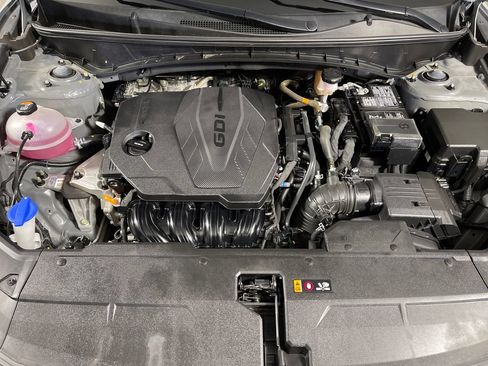 Certified 2025 Hyundai Tucson SEL FWD image 9