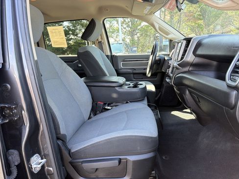 Used 2019 RAM 2500 Big Horn AWD/4WD image 35