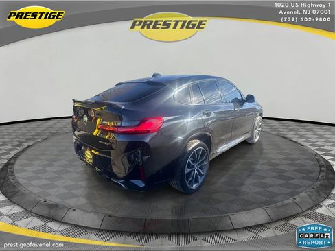 Used 2022 BMW X4 xDrive30i w/ M Sport Package image 5