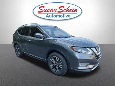 Used 2017 Nissan Rogue SL w/ SL Premium Package FWD image 21