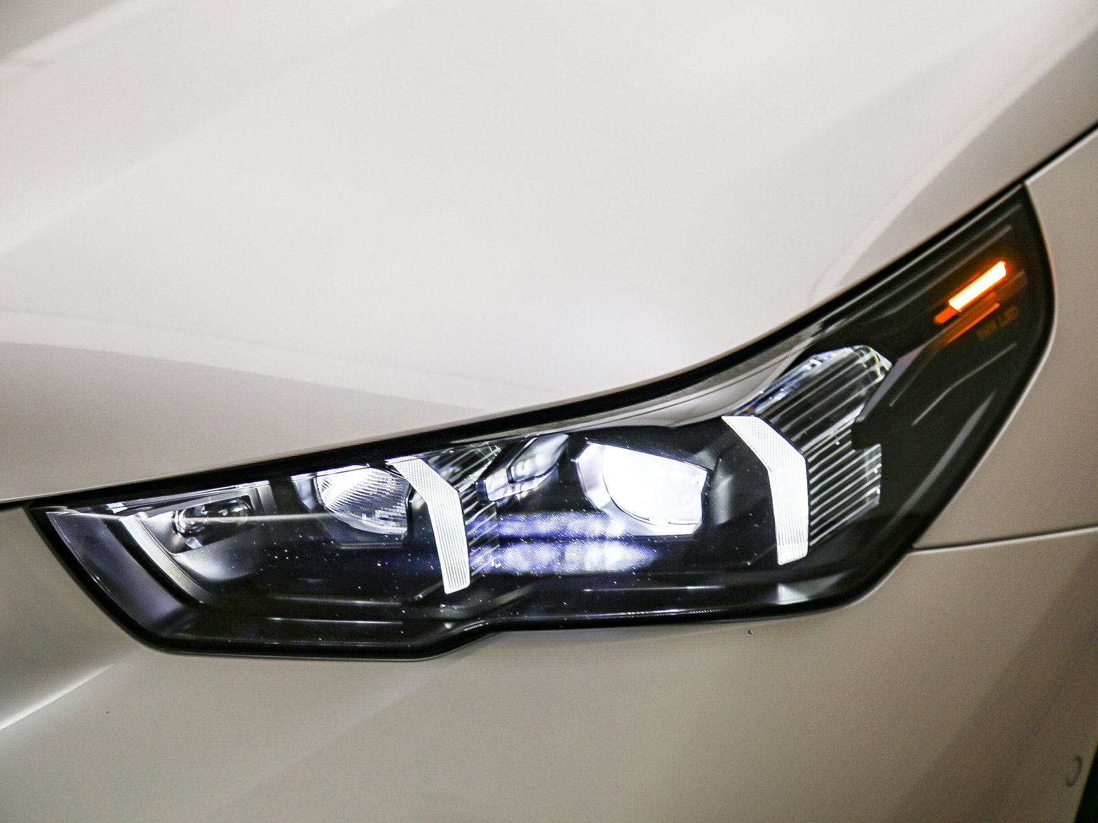 Used 2026 BMW 530i w/ M Sport Package RWD image 8
