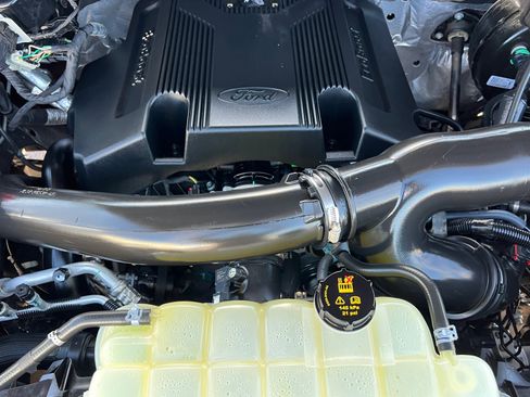 Certified 2020 Ford F150 Lariat image 22