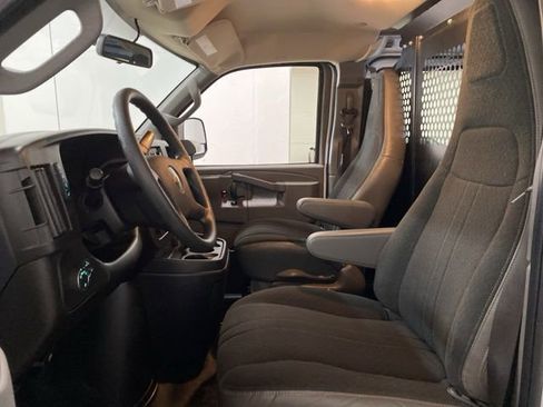Used 2023 Chevrolet Express 2500 w/ Driver Convenience Package image 19