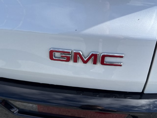 Used 2024 GMC Acadia Denali w/ Super Cruise Package AWD/4WD image 16