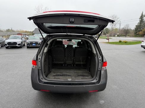 Used 2017 Honda Odyssey Touring image 12