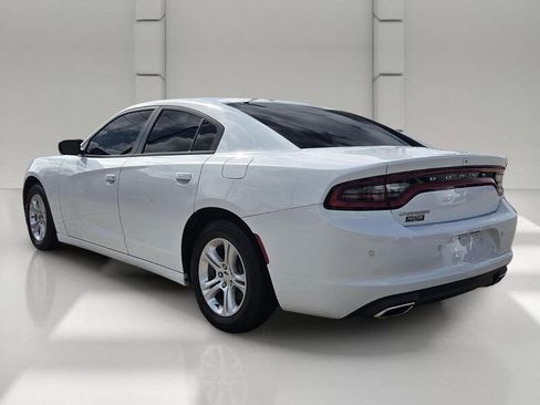 Certified 2021 Dodge Charger SXT RWD image 3