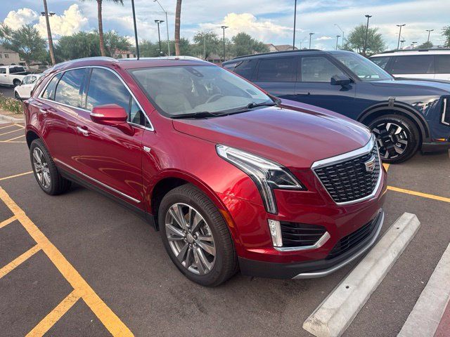 Used 2021 Cadillac XT5 Premium Luxury FWD image 9