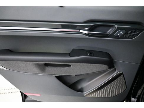 New 2026 Kia EV9 Land image 11